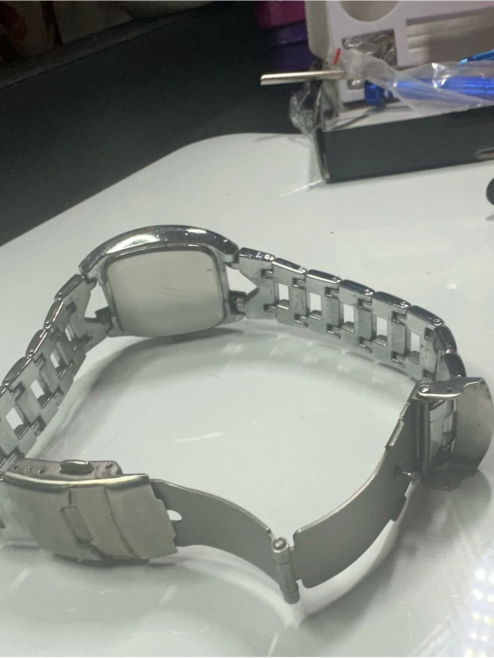 Men's Black Dial Silver-Tone Bracelet Watch